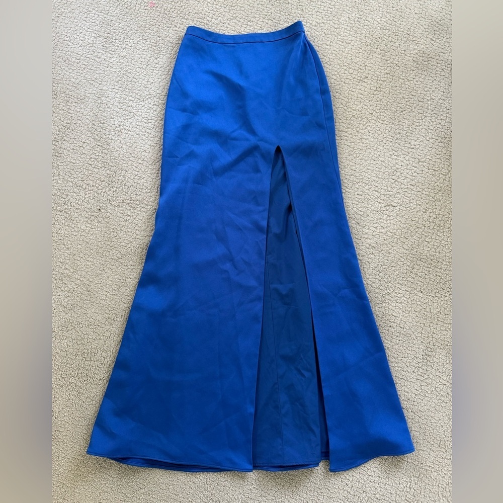 La Femme High Waisted Maxi Skirt with Side Slit Size 4 Royal Blue PROM